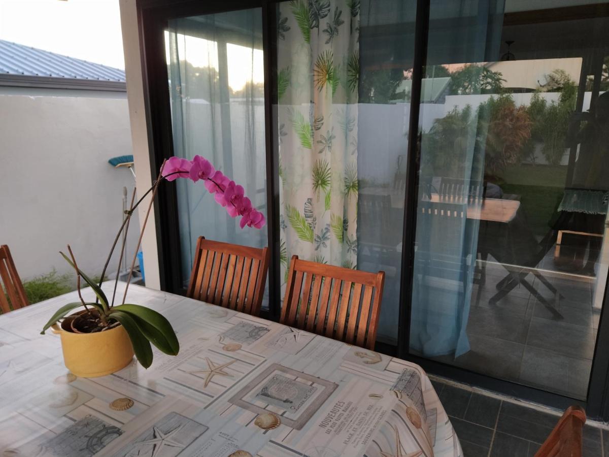 Jolie Maison T3 A St Pierre, 2 Chambres Avec Sdb, Grande Varangue, Jardin Saint Pierre Exterior foto