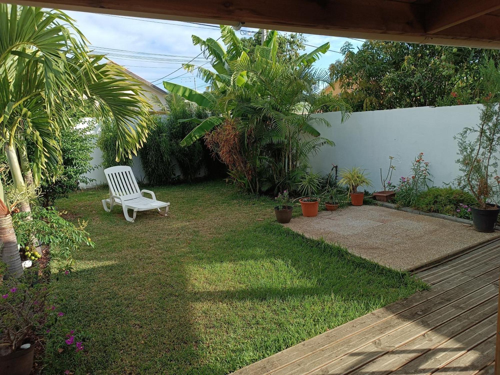 Jolie Maison T3 A St Pierre, 2 Chambres Avec Sdb, Grande Varangue, Jardin Saint Pierre Zimmer foto